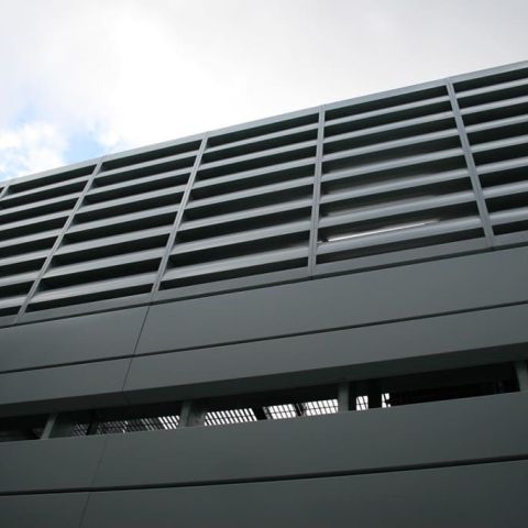 schallschutz-lamellen-fassade-iac-acoustics.jpg